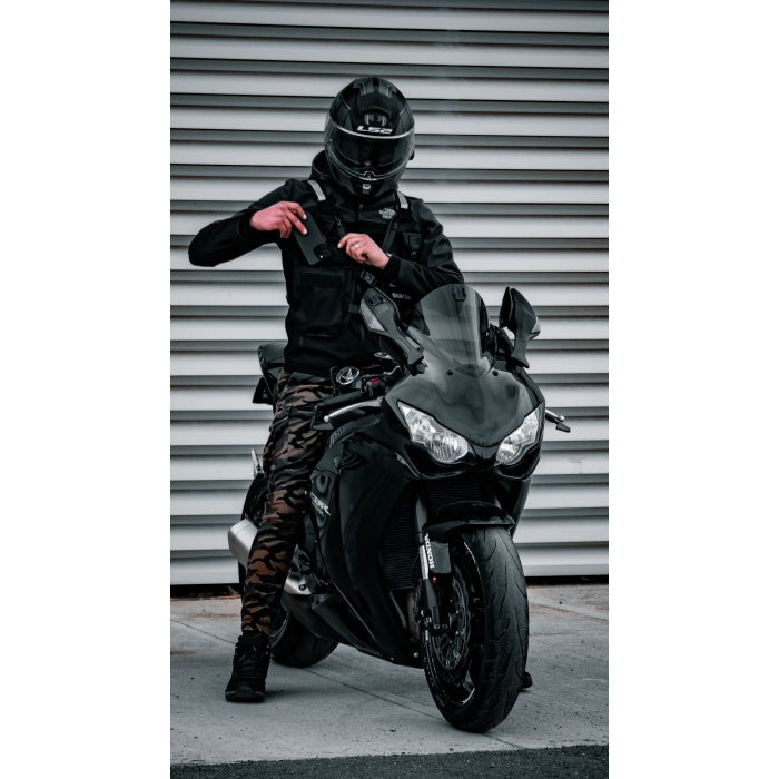Eastern Spirit R1 Pro Serisi Black Reflektörlü Yelek Çanta 1 Adet Patch Hediyeli