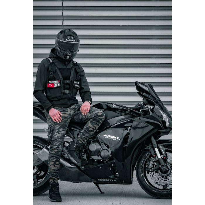 Eastern Spirit R1 Pro Serisi Black Reflektörlü Yelek Çanta 1 Adet Patch Hediyeli